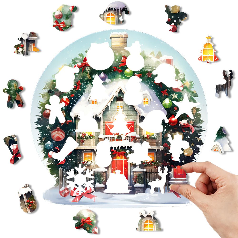 Round glass balls decorated with wooden puzzles for Christmas - Unipuzzles